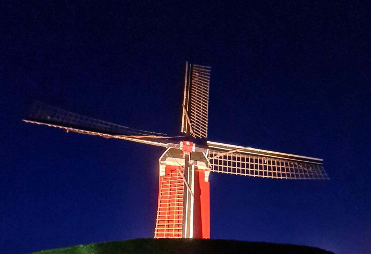 De Corner Van Zeeland Met Jacuzzi Sint Annaland Dış mekan fotoğraf