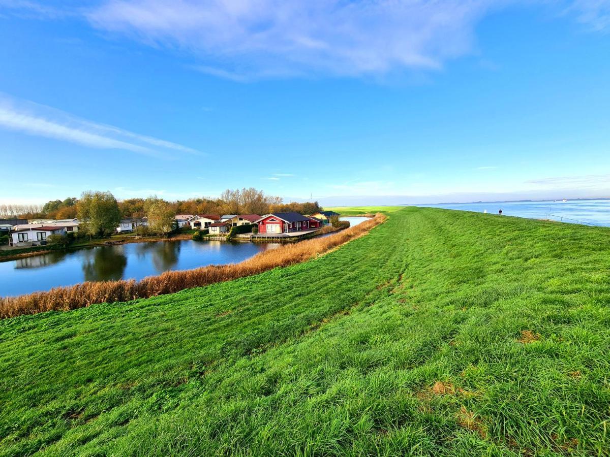 De Corner Van Zeeland Met Jacuzzi Sint Annaland Dış mekan fotoğraf
