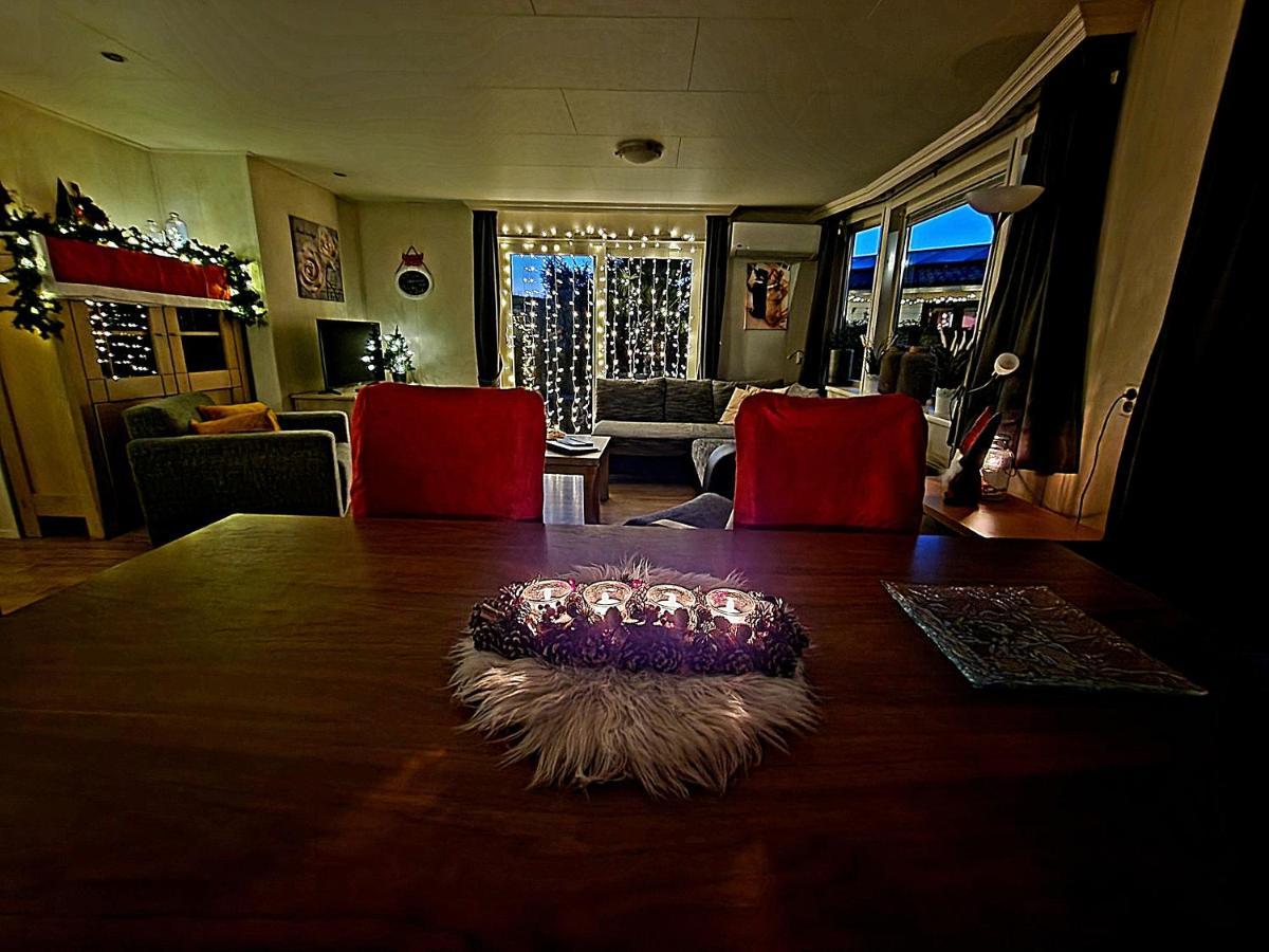 De Corner Van Zeeland Met Jacuzzi Sint Annaland Dış mekan fotoğraf
