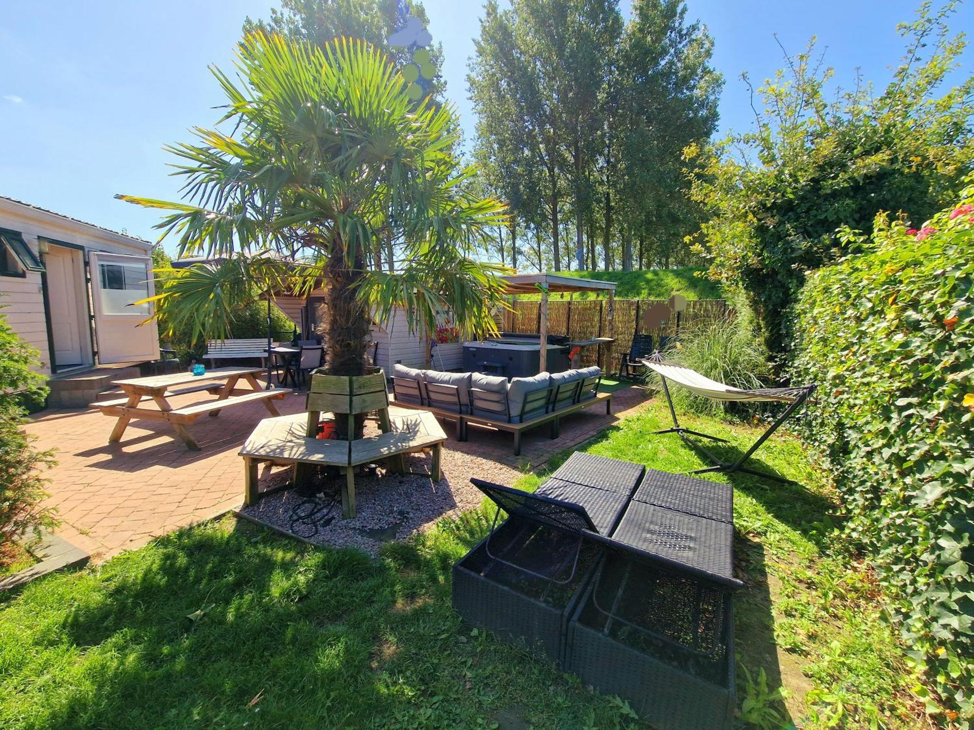 De Corner Van Zeeland Met Jacuzzi Sint Annaland Dış mekan fotoğraf