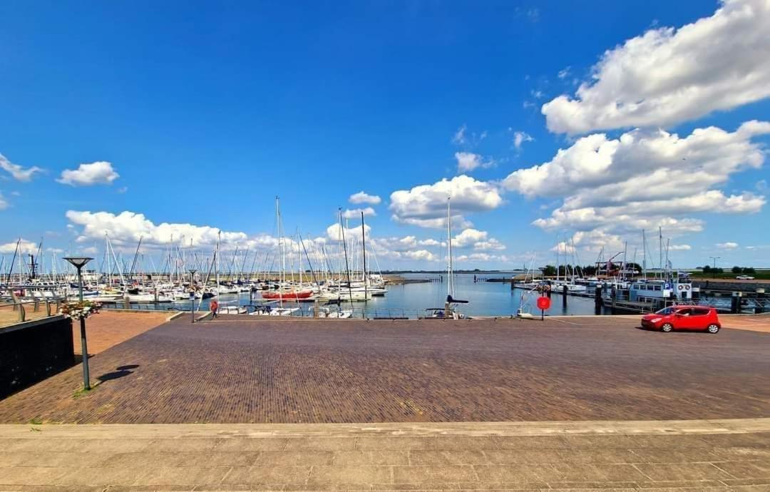 De Corner Van Zeeland Met Jacuzzi Sint Annaland Dış mekan fotoğraf