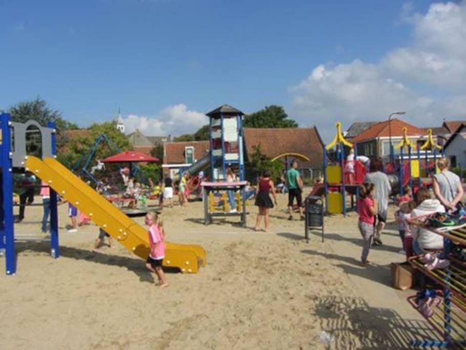 De Corner Van Zeeland Met Jacuzzi Sint Annaland Dış mekan fotoğraf